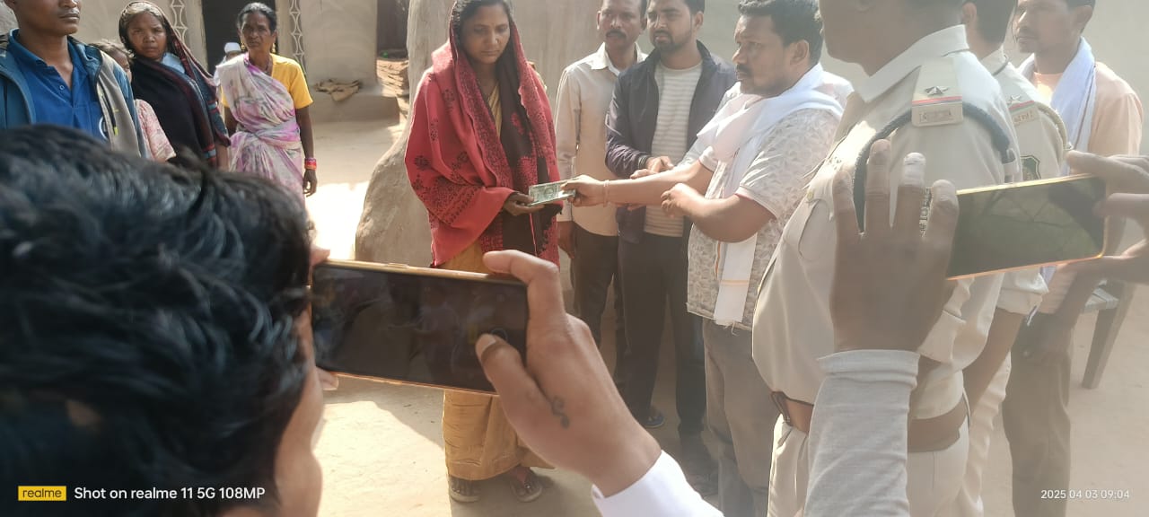   Balrampur,  elephant trampled , death