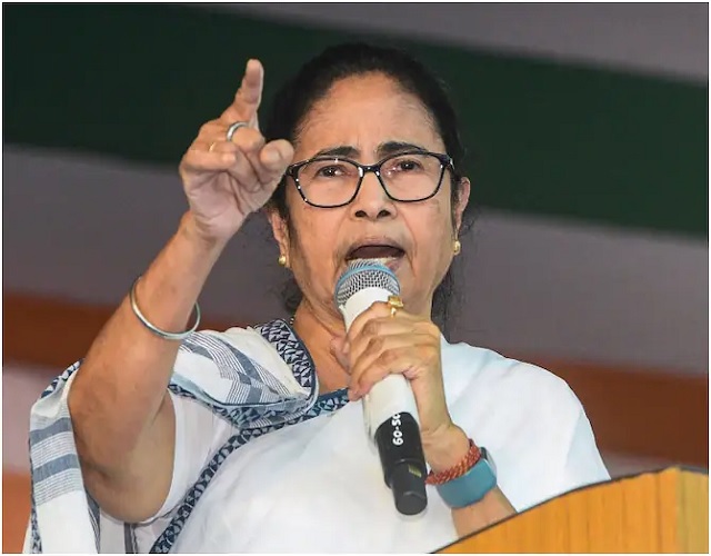 kolkata, Mamta Banerjee, raised questions 