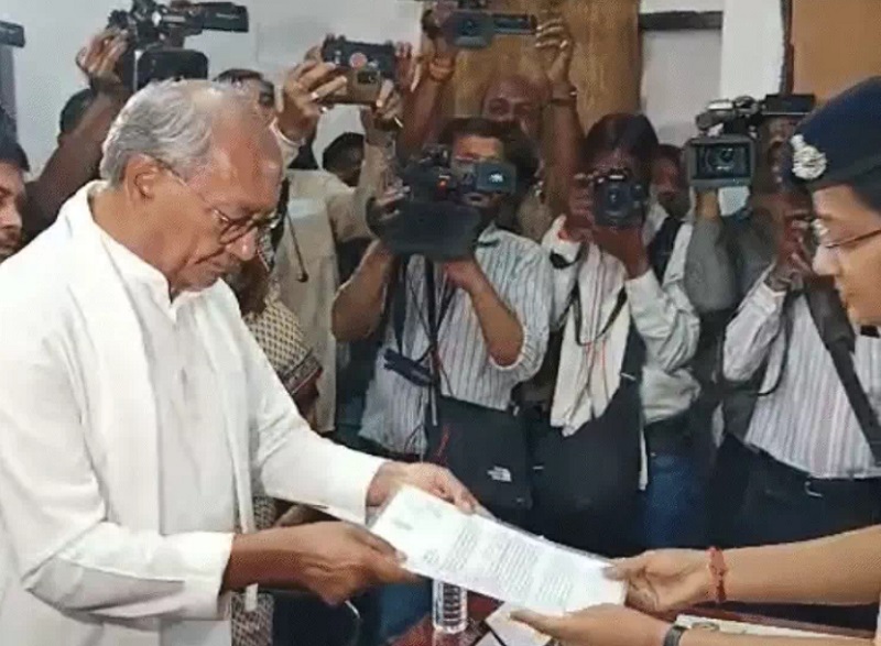 bhopal, Digvijay Singh,  police station 