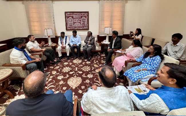 new delhi, Rahul wrote a letter , CM of Karnataka