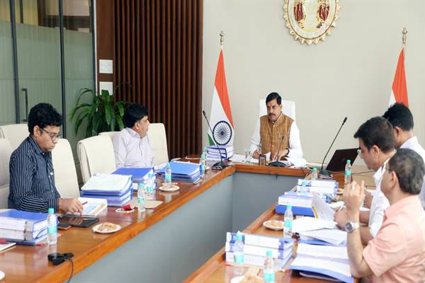 bhopal, Vikram Udyogpuri , Dr. Yadav