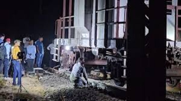 sehdol, Goods train coach ,derailed 