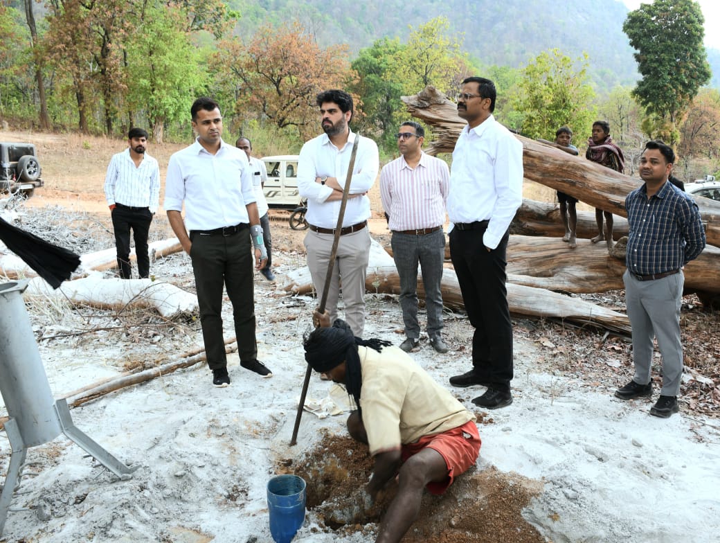 balrampur, Collector-SP inspected , roads and bridges