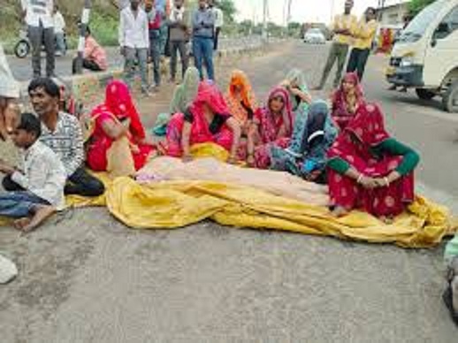 datia,   girl  get treatment , kidney stone died  