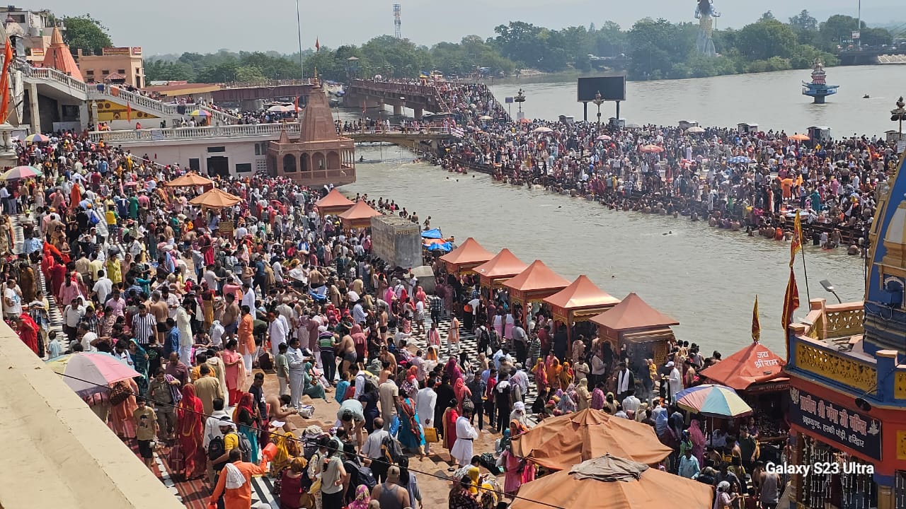 haridwar,   faith surged, occasion of Buddha Purnima 