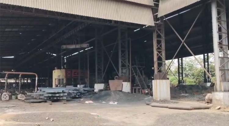 raigarh, Explosion  furnace  , four workers burnt