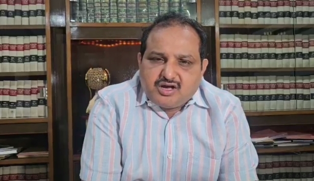 lucknow, Defamation notice ,Akhilesh Yadav