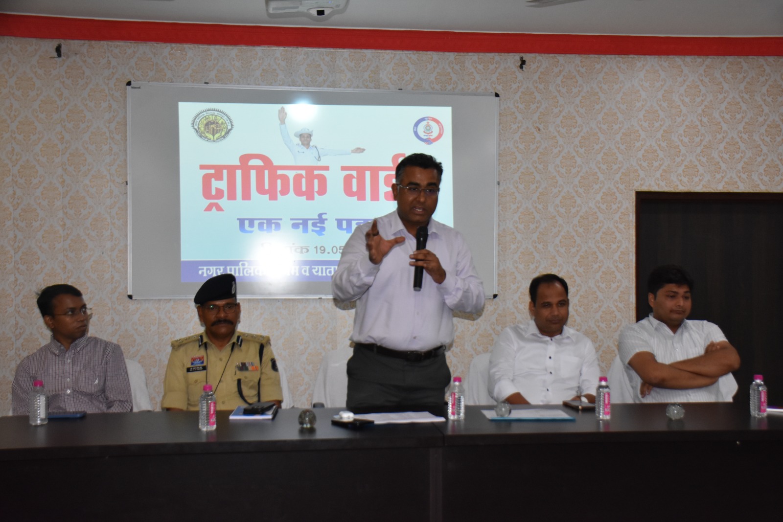 raipur,Twenty-five traffic ,city roads