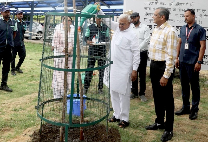 bhopal, Governor Patel , inspected the AIIMS campus