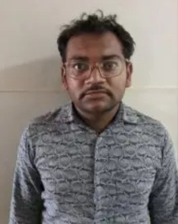 ahamdabad, ATS arrested ,suspected Pakistani spy 