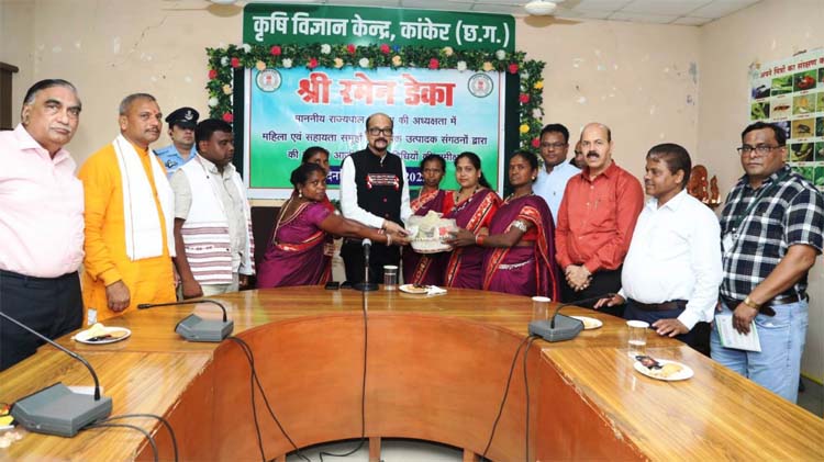 raipur, Governor Ramen Deka, inaugurated the cowshed