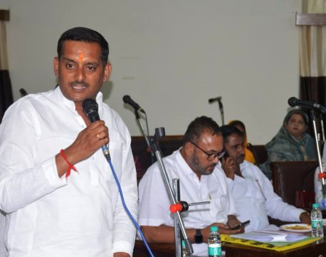 jabalpur, Toilets worth crores,corporation meeting