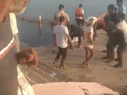 narmadapuram,  two friends ,Vivekananda Ghat  