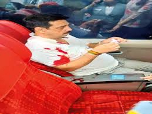 bhopal, Passenger beaten ,Vande Bharat  