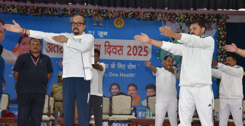 raipur, Yoga,Governor Ramen Deka