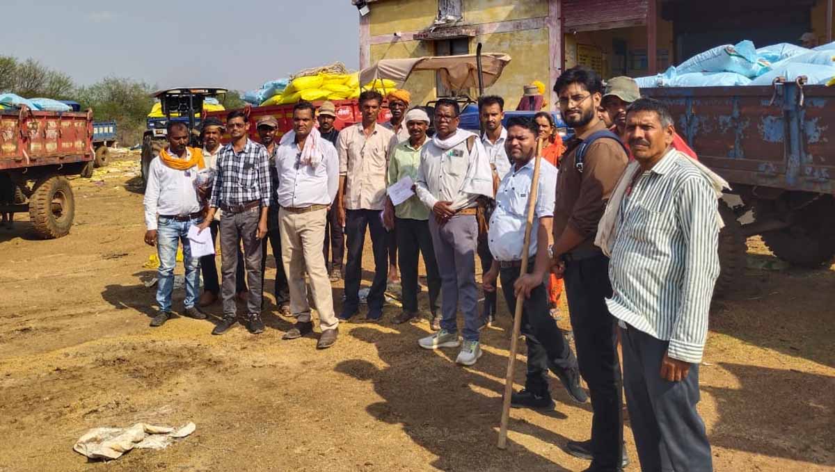 raipur, Adequate availability , fertilizers and seeds 