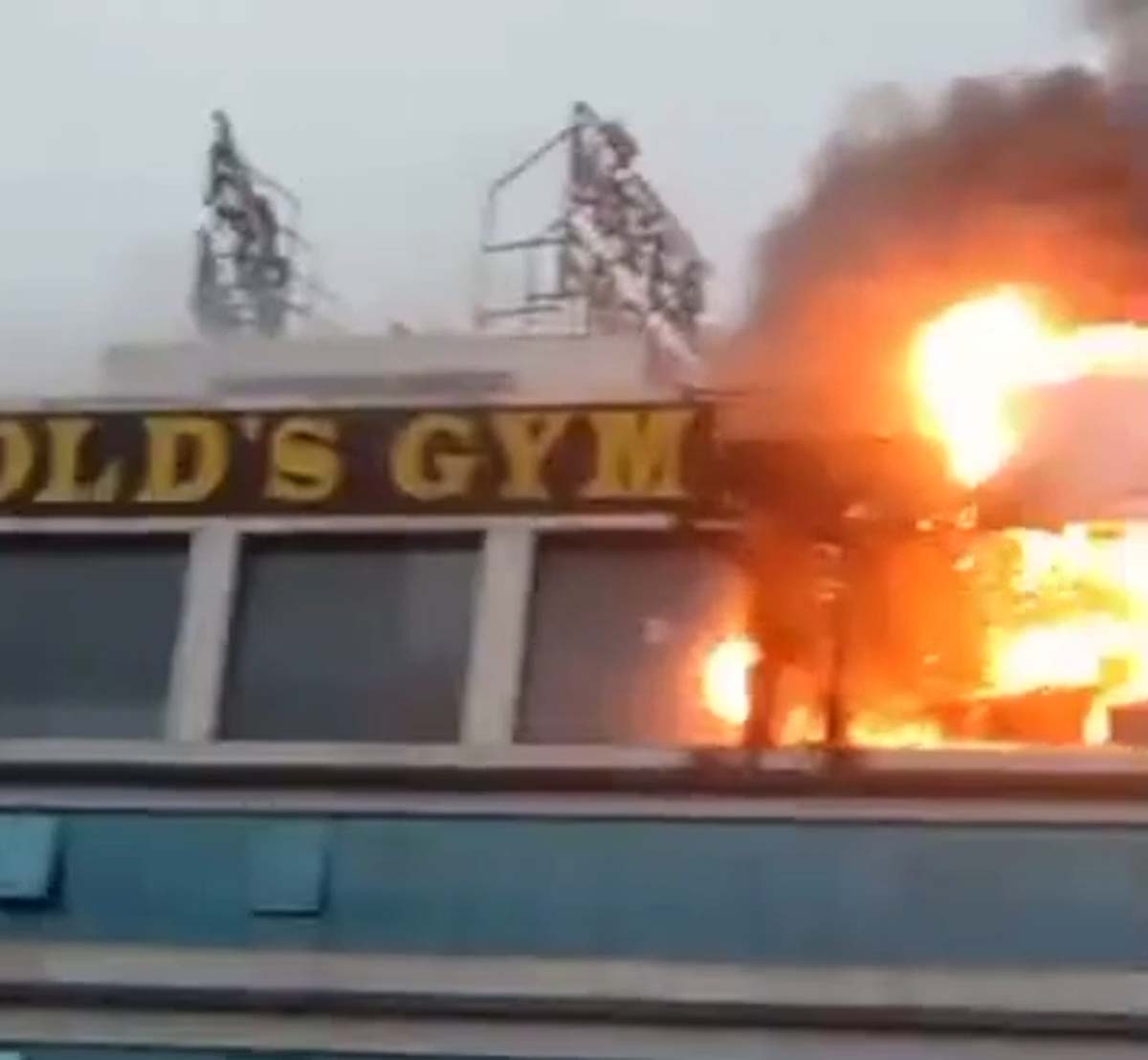 raipur, Fire broke out, Gold Gym