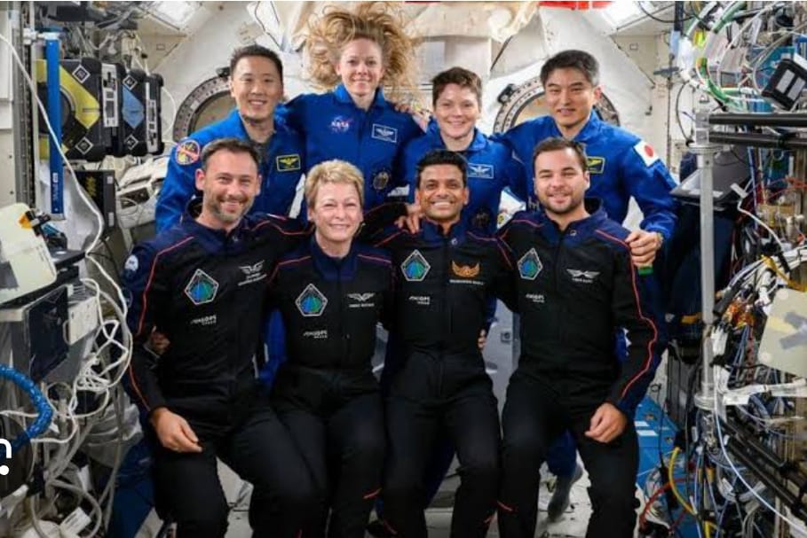 new delhi, Indian astronaut, Shumbhashu Shukla 