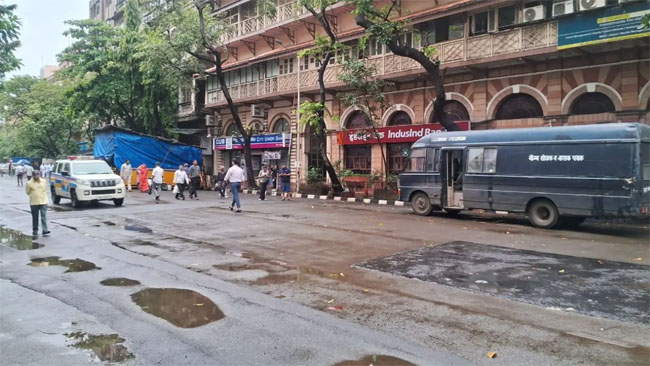 mumbai, Bombay Stock Exchange ,gets bomb threat