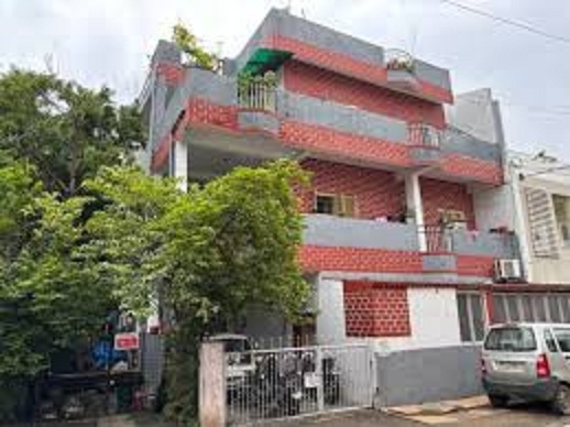 bhopal,   mother brought ,father