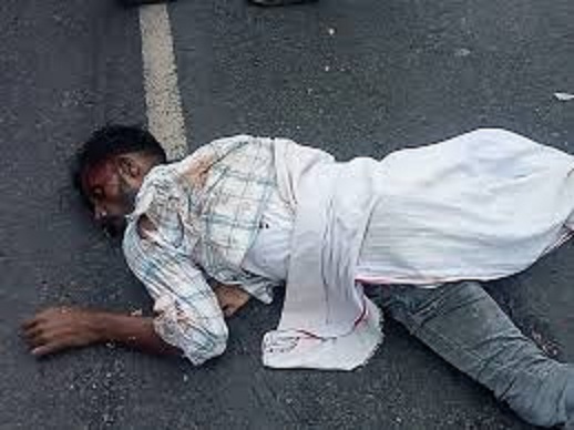 narsihpur,   container crushed, two bike riders 