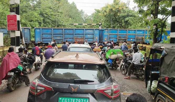 jagdalpur,  process of getting stuck , traffic jam 