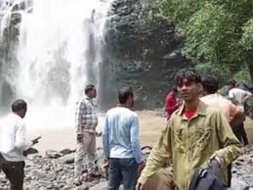betul,  teenager drowned , taking a selfie