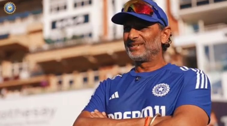 new delhi,   third day,  England