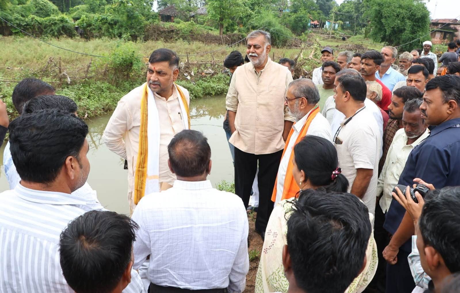 narsihpur, Minister Prahlad Singh, rain-affected  