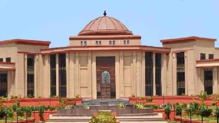 raipur,   High Court reprimanded , state government 