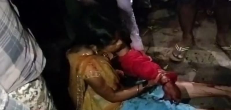 panna, Three people crushed, JK Cement