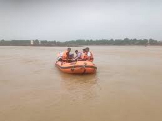 narmada, Searching for missing girl , Narmada river