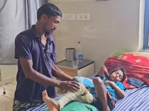 balrampur,  girl talking ,during class, the principal beat 