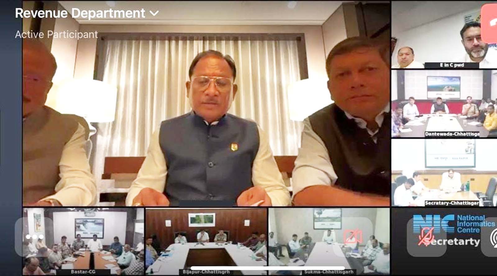 raipur,Ensure all possible help, Bastar flood victims 