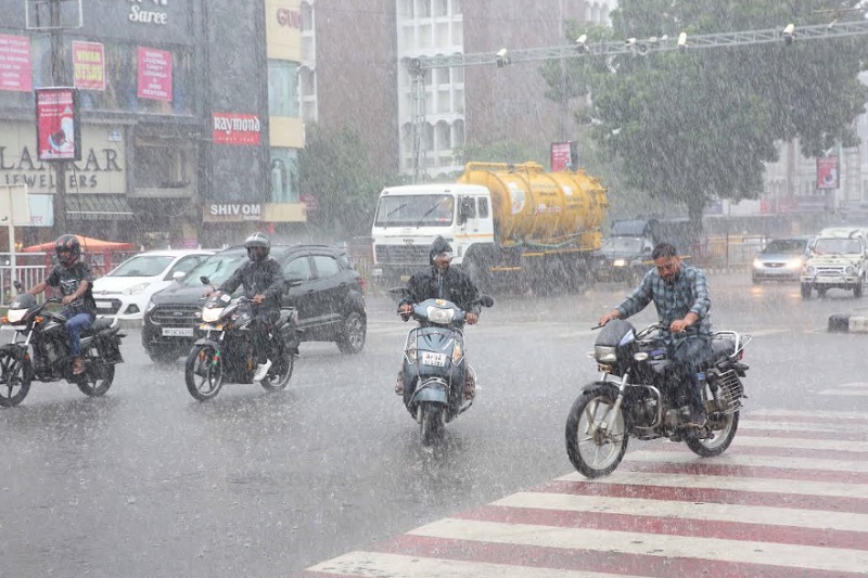 bhopal, Heavy rains start, Madhya Pradesh