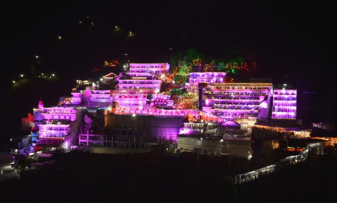 jammu,Mata Vaishno Devi Yatra, suspended  