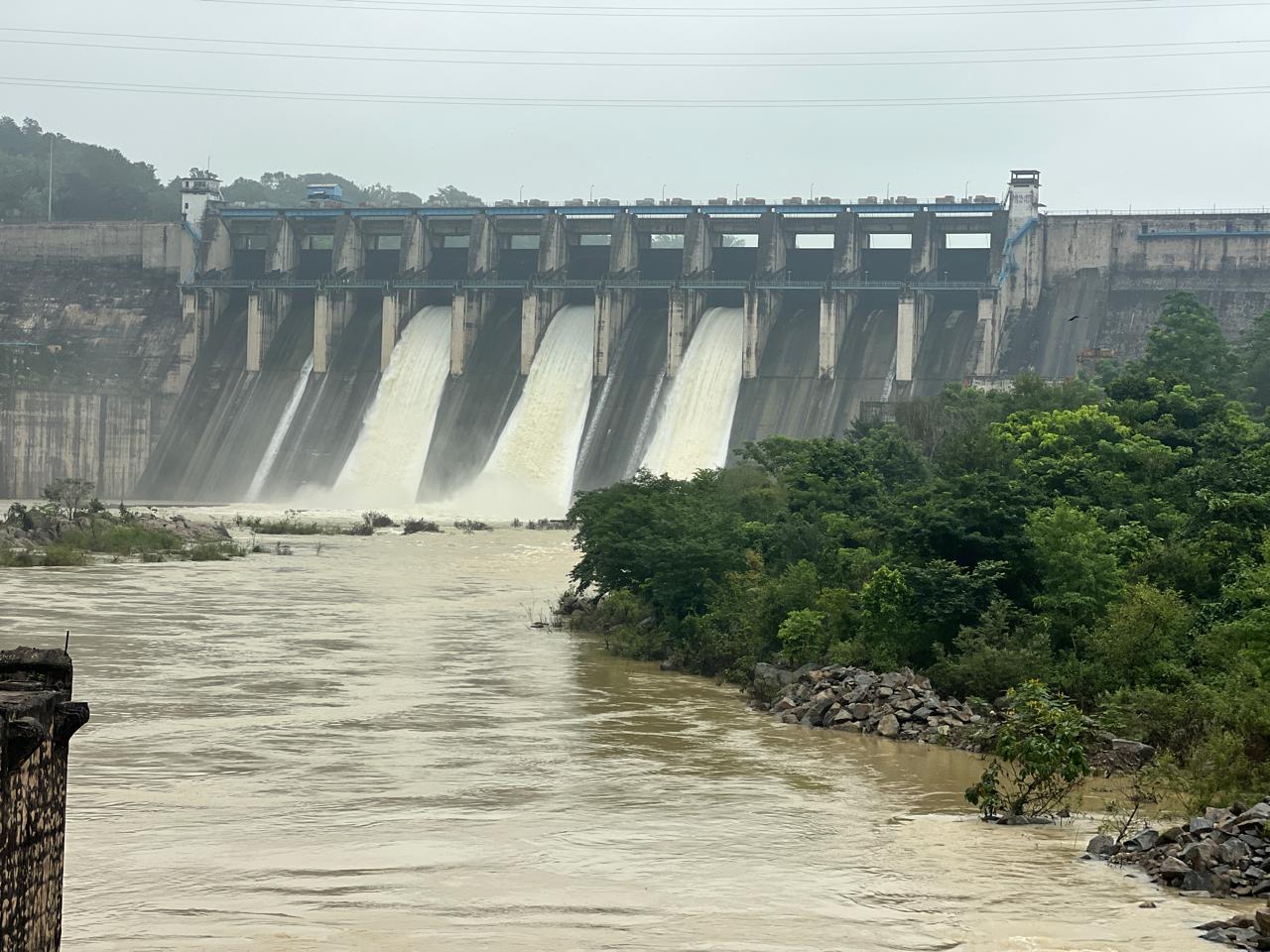 raipur, Three gates , Bango Dam  