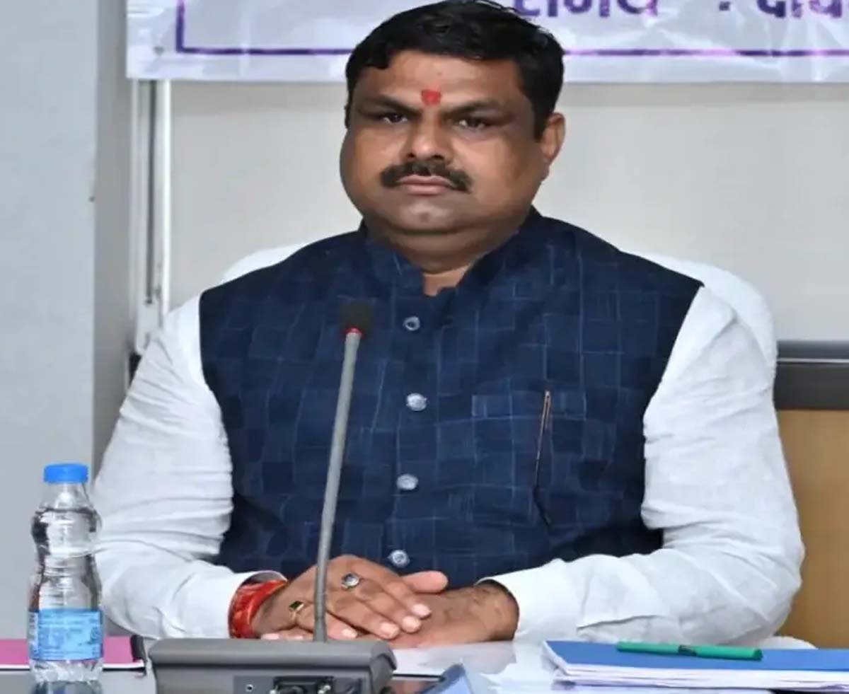 raipur, School Education Minister ,departmental work 