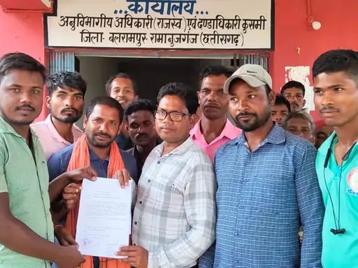 balrampur, Workers open front , mining company