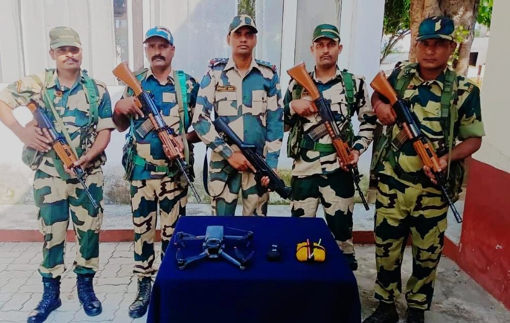 chandigarh, Punjab BSF seizes ,two drones and heroin 