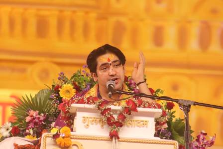 raipur,   Naxalites ,Pt. Dhirendra Shastri