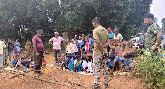 kanker, Villagers ,school children 