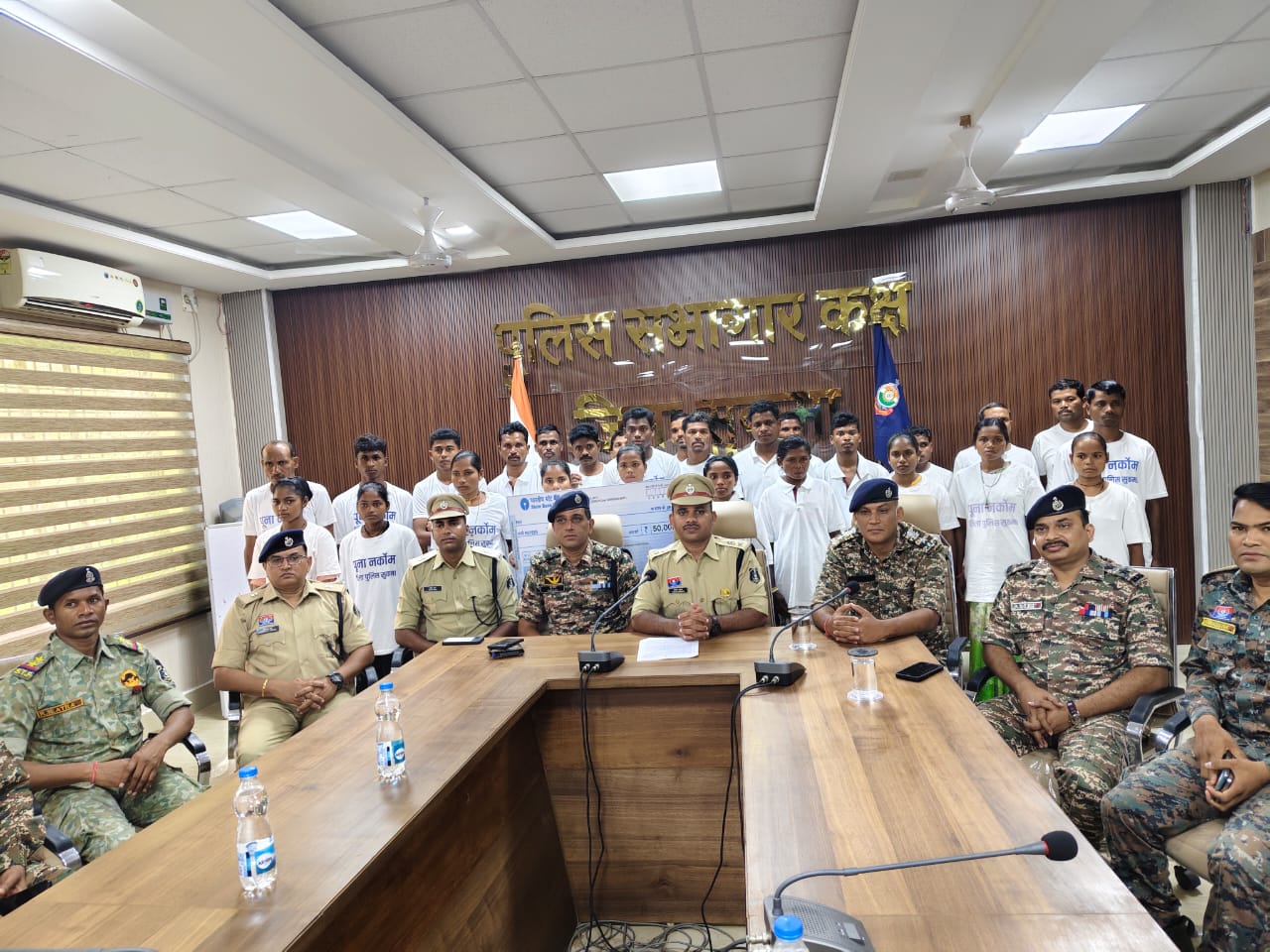 raipur, 27 Naxalites ,surrender ,Sukma