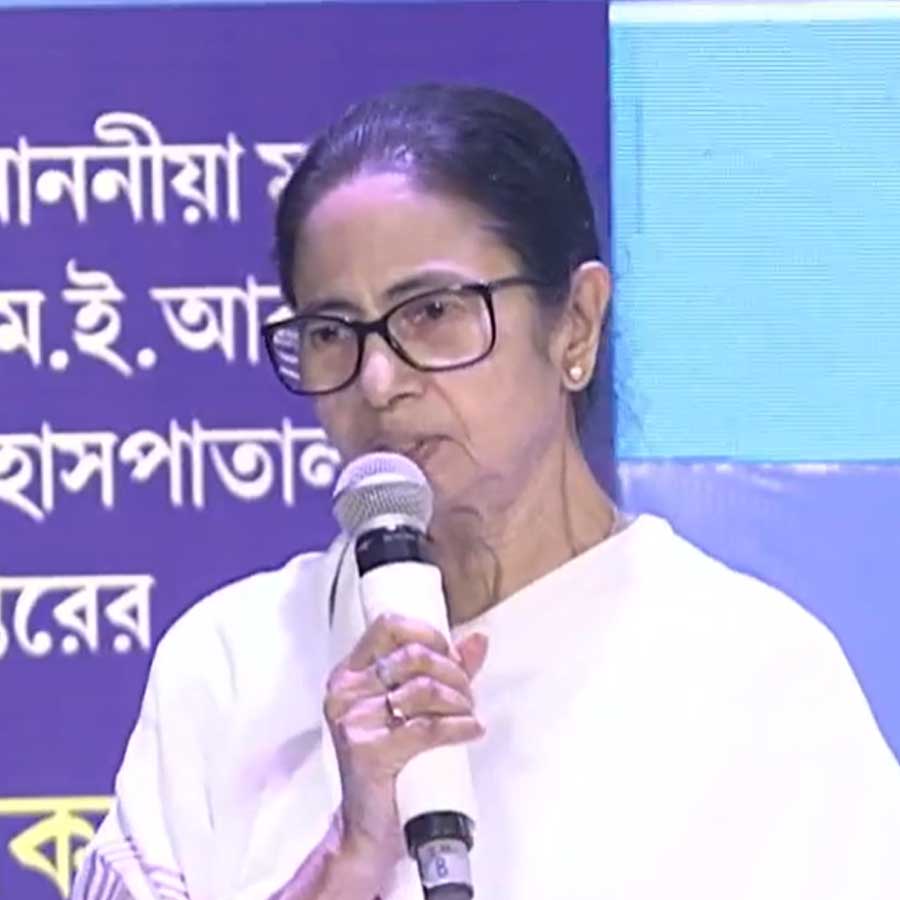 kolkata, Mamata opposes appointment , PM Modi