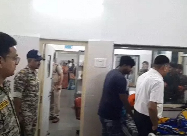 bhopal, Dalit youth held, hostage and beaten 