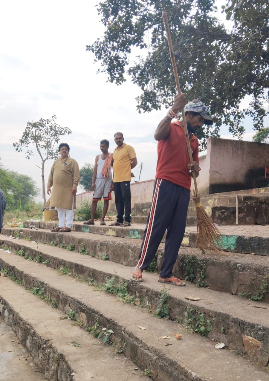 dhamtari, Rudreshwar and Ama Talab Ghat, essence
