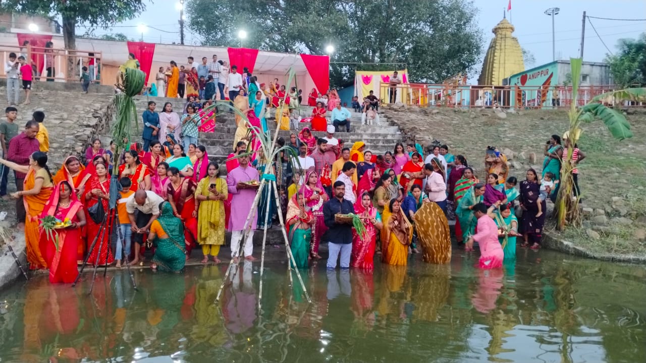 anuppur, Offer water , children and family
