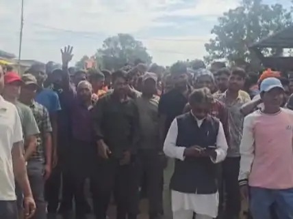 anuppur, Villagers f, Adani plant