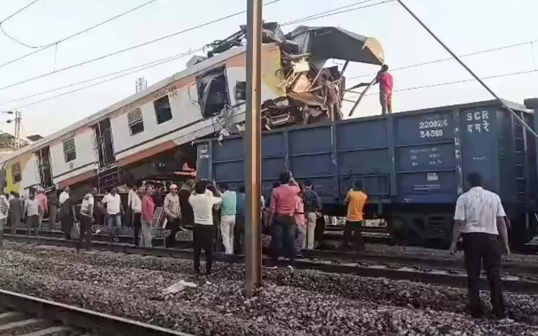 bilaspur, 11 people died , train accident  