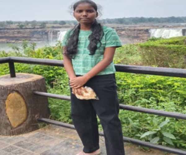 jagdalpur, Student who fainted ,during treatment